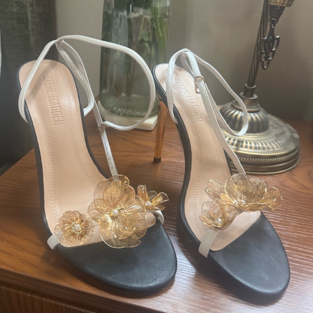 Steve Madden Black and Gold Floral Heels